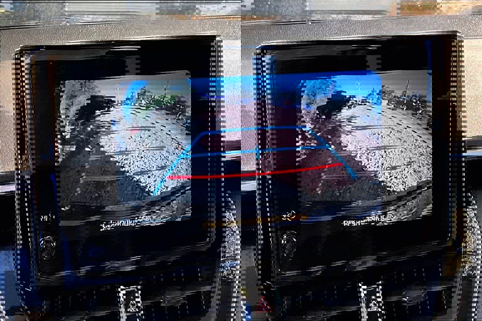 Used 2023 Toyota Corolla LE image 29