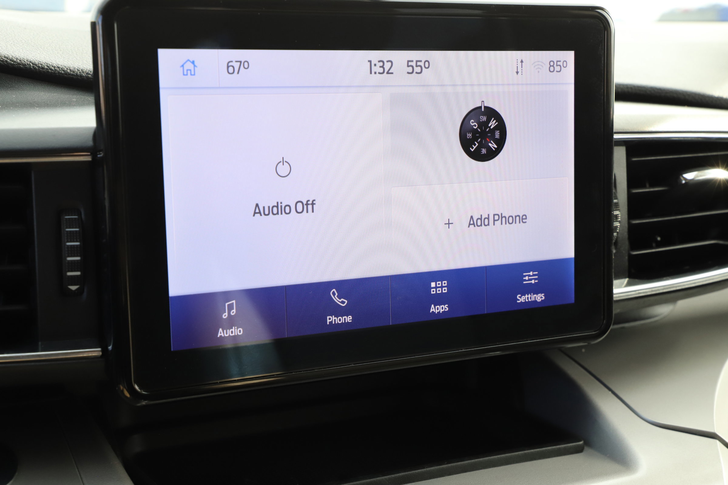 Certified 2023 Ford Explorer XLT w/ Equipment Group 202A image 33