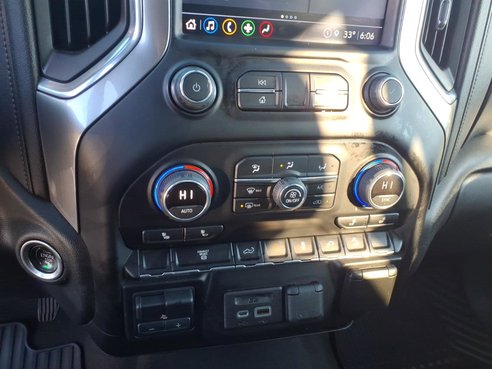 Used 2022 Chevrolet Silverado 2500 LTZ w/ Z71 Off-Road Package image 21