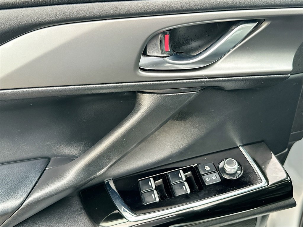 Used 2023 MAZDA CX-9 Touring image 21