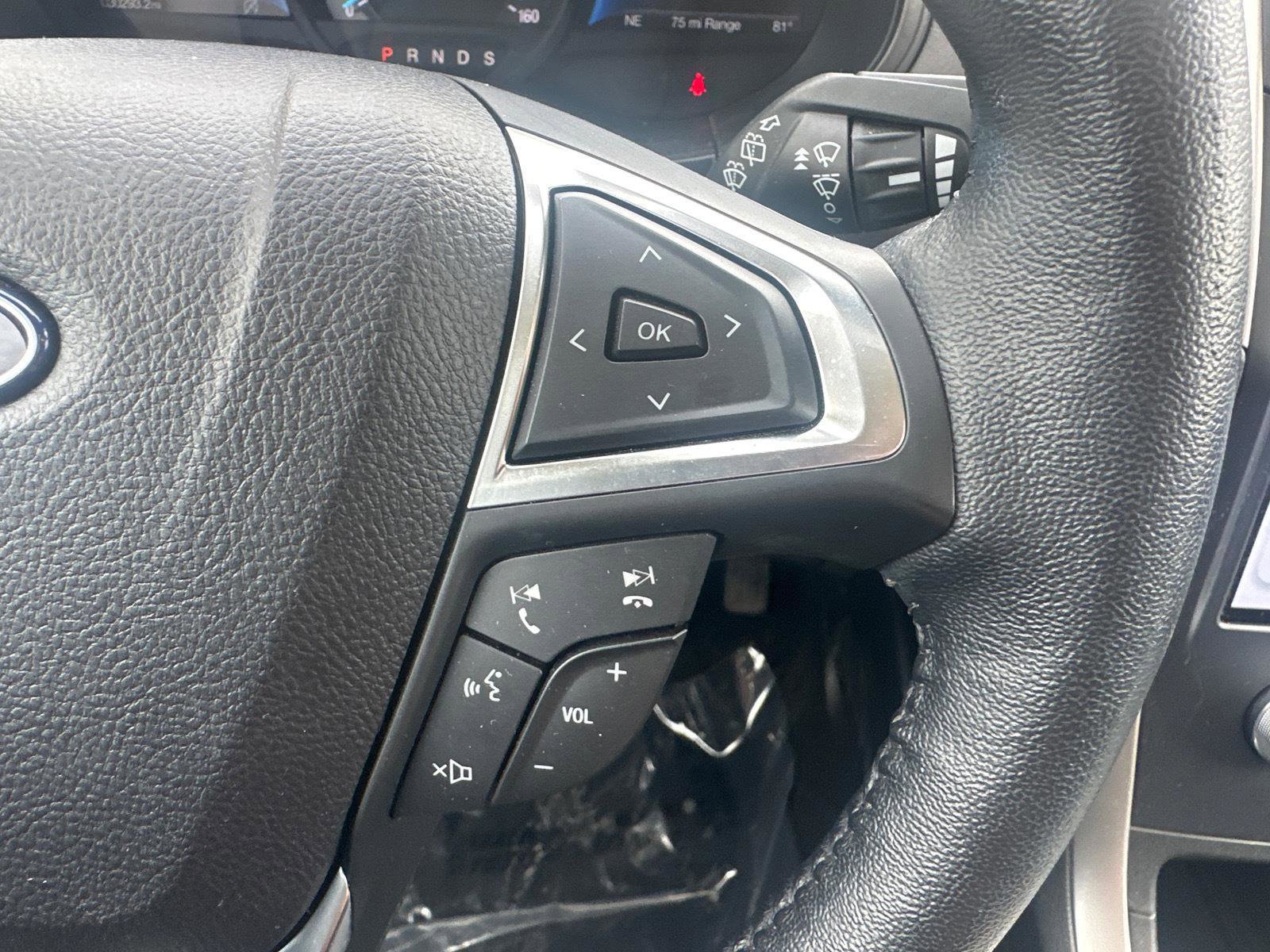 Certified 2022 Ford Edge SEL w/ Convenience Package image 19