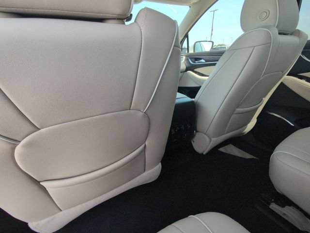 Used 2022 Buick Enclave Avenir w/ Avenir Technology Package FWD image 15