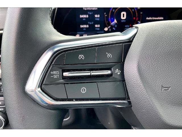 Used 2025 Chevrolet Tahoe LT image 11