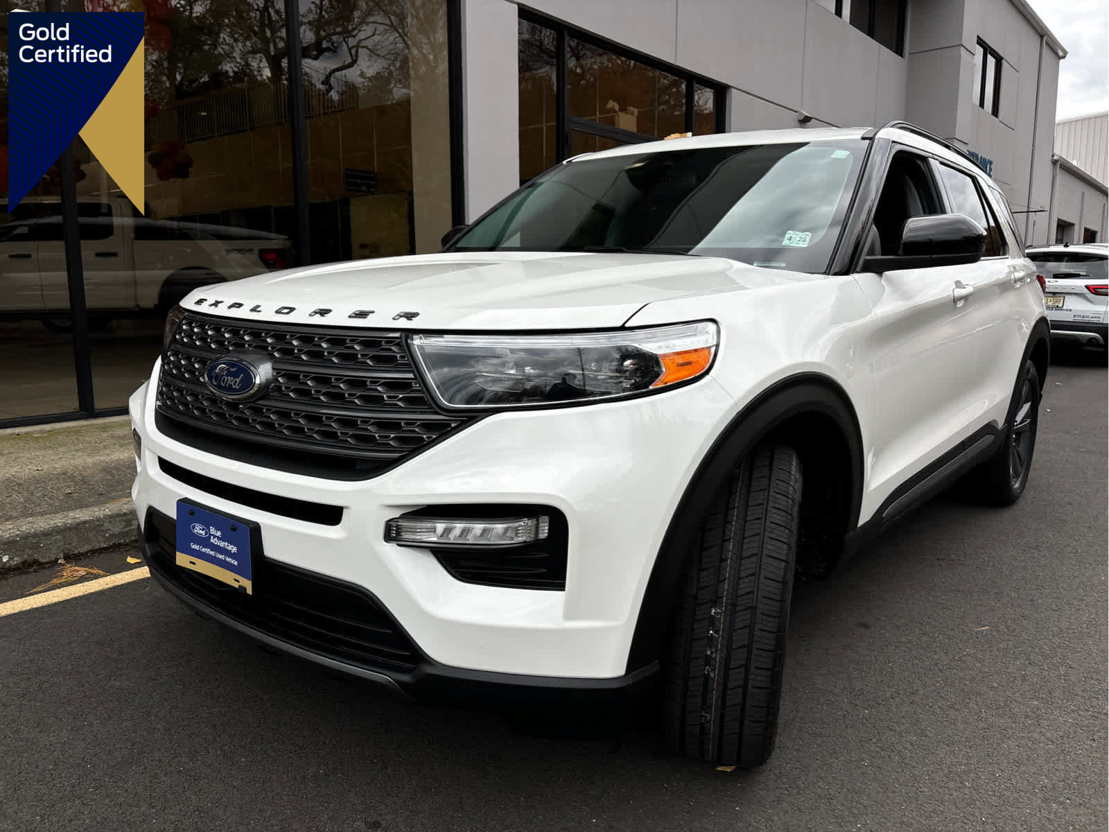 Certified 2023 Ford Explorer XLT w/ Equipment Group 202A