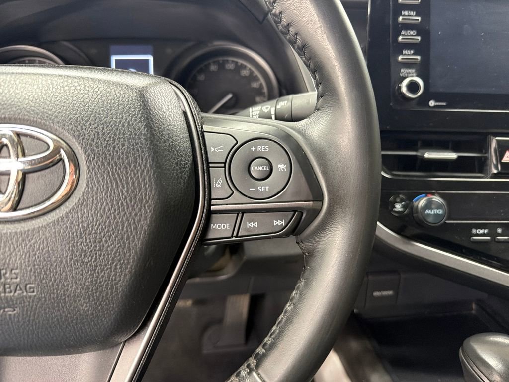 Used 2023 Toyota Camry SE image 21