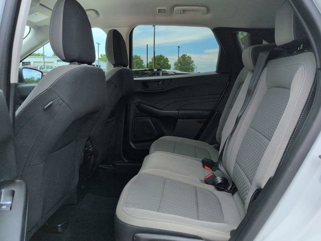 Certified 2022 Ford Escape SE w/ Cold Weather Package AWD/4WD image 16
