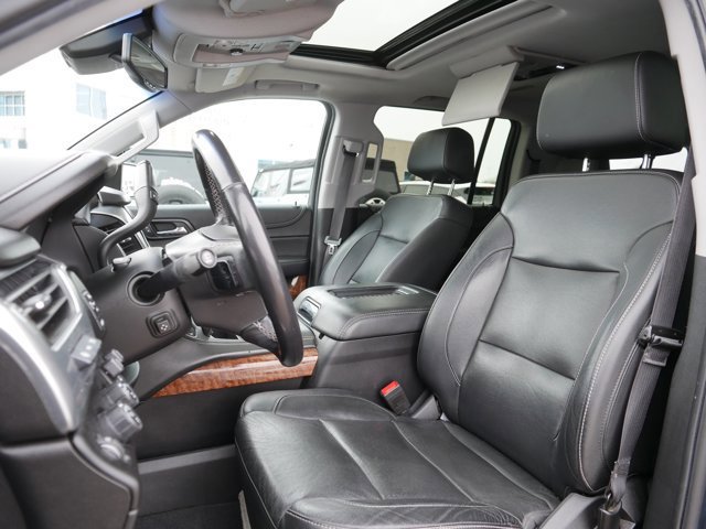 Used 2020 Chevrolet Suburban Premier image 14