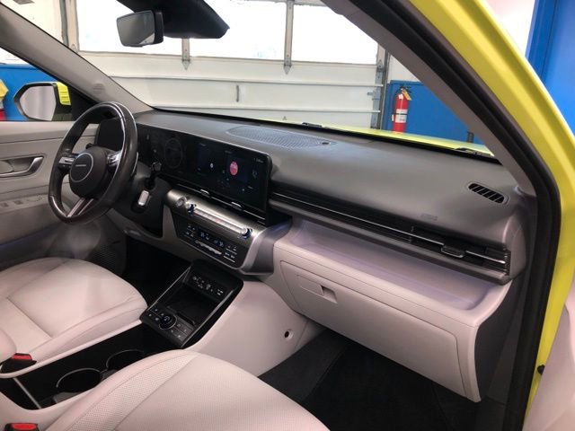 Used 2024 Hyundai Kona Limited image 13