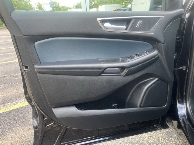 Certified 2024 Ford Edge SEL w/ Sport Appearance Package image 19