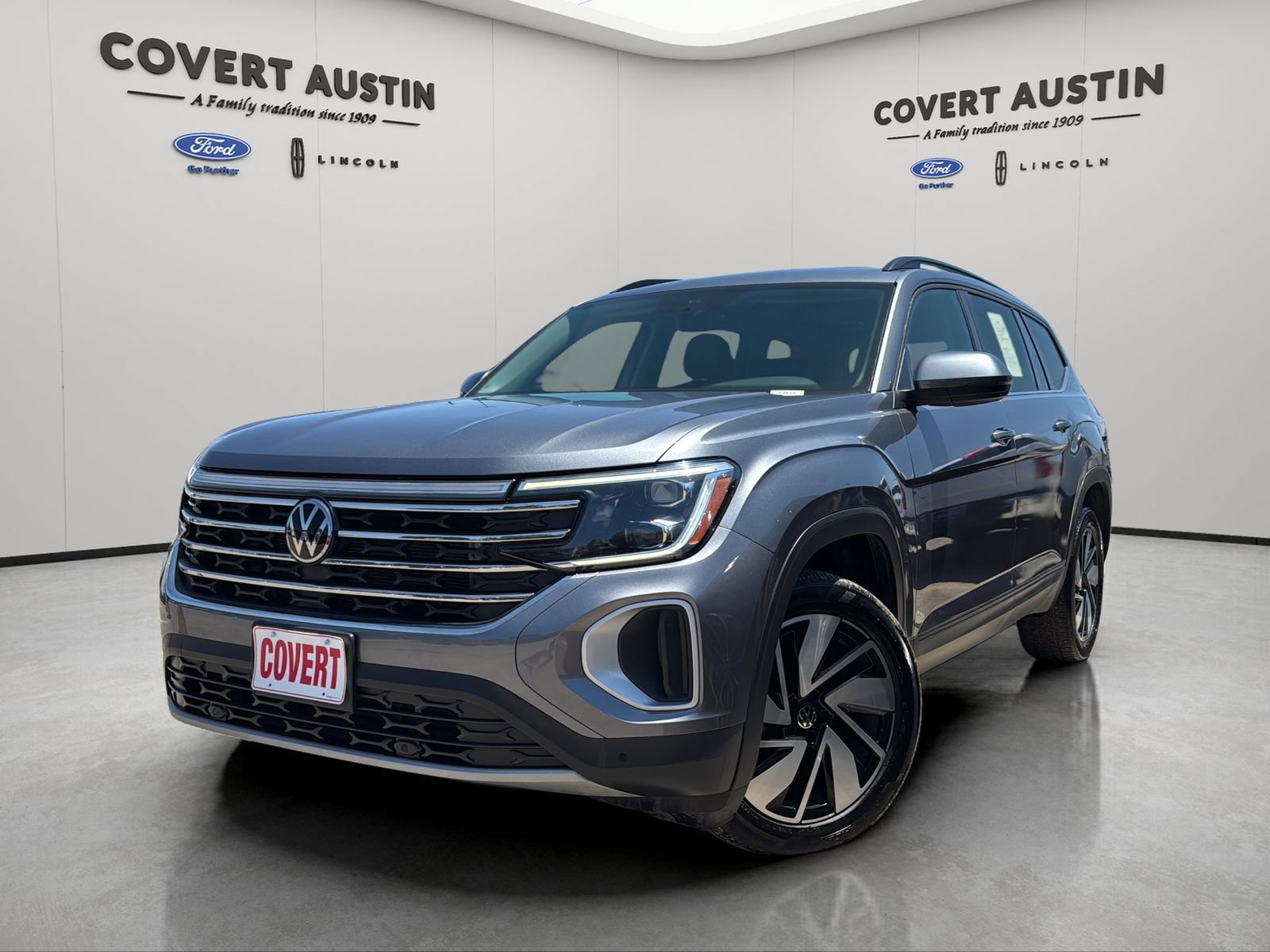 Used 2024 Volkswagen Atlas SE FWD image 1