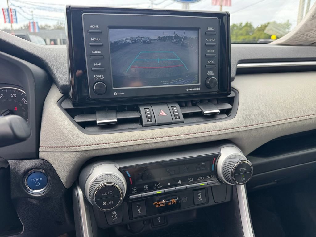 Used 2022 Toyota RAV4 XLE Premium AWD/4WD image 37