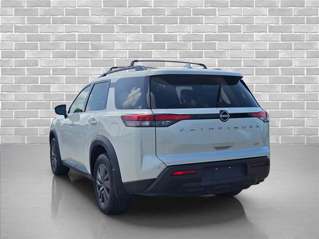 Used 2024 Nissan Pathfinder SV FWD image 7