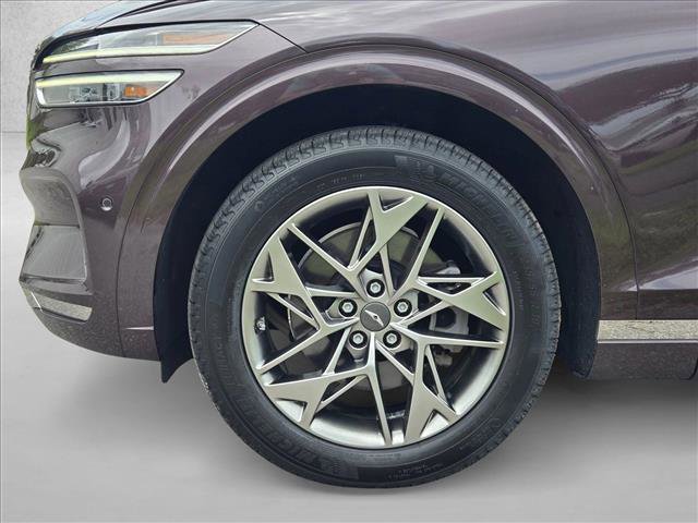 Used 2022 Genesis GV70 2.5T w/ Advanced Package AWD/4WD image 10