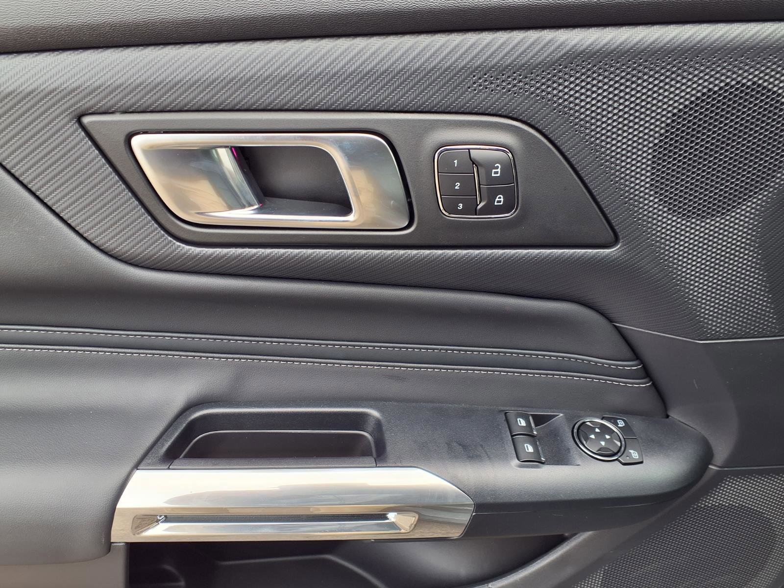 Certified 2025 Ford Mustang GT Premium image 12