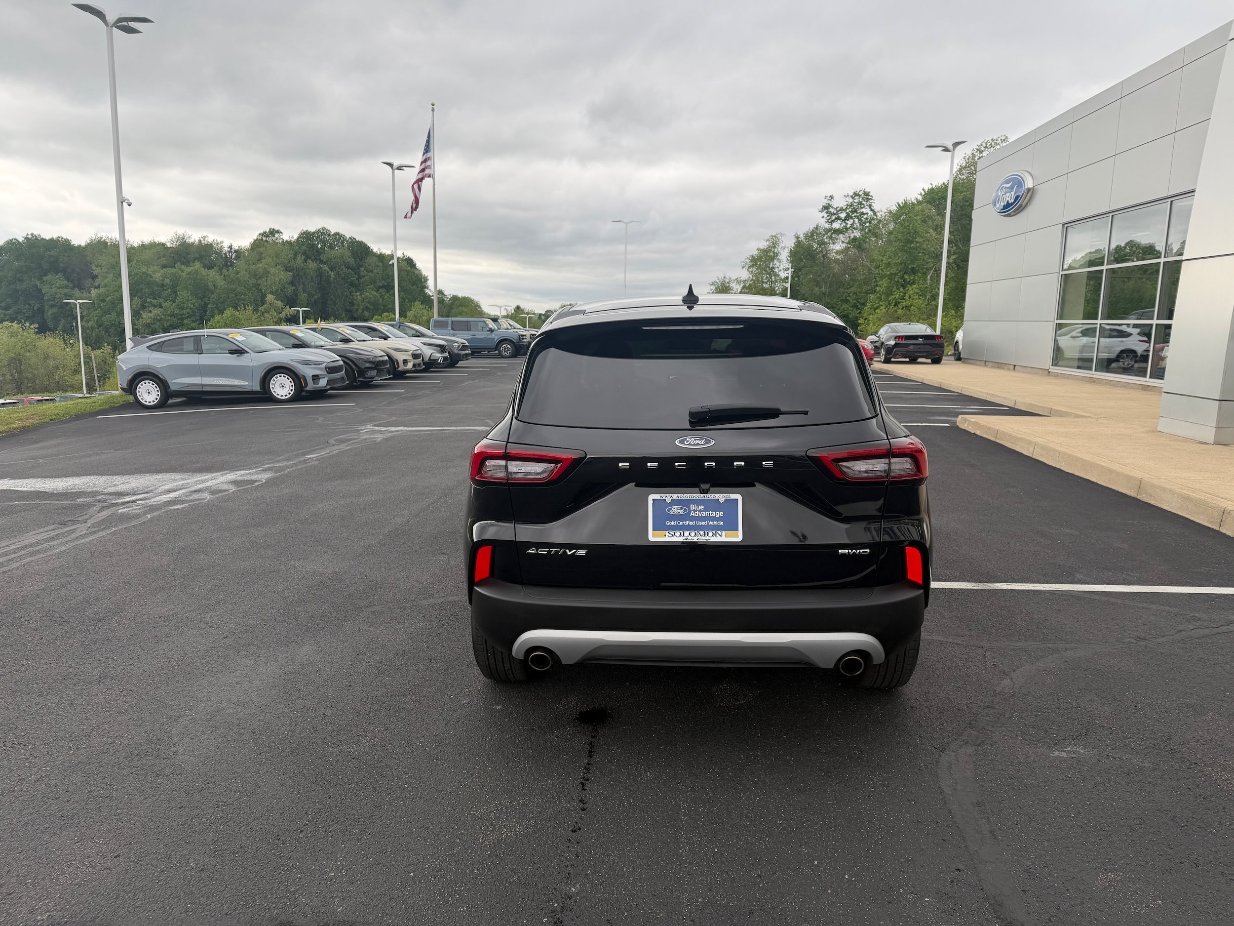 Certified 2024 Ford Escape Active AWD/4WD image 6