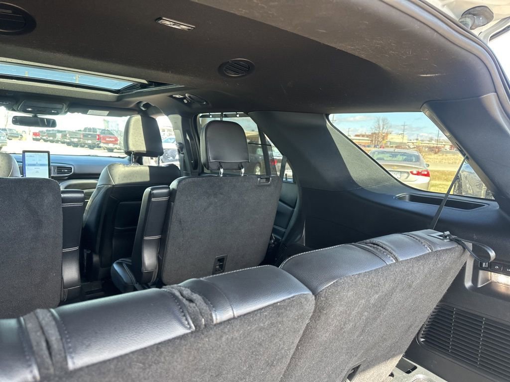 Certified 2024 Ford Explorer ST w/ Equipment Group 401A image 13