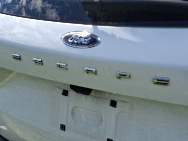 Certified 2022 Ford Escape SEL AWD/4WD image 10