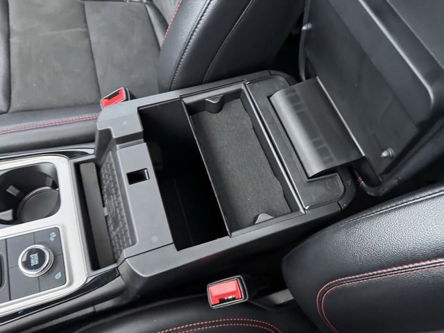 Certified 2022 Ford Explorer ST-Line w/ Class IV Trailer Tow Package image 30