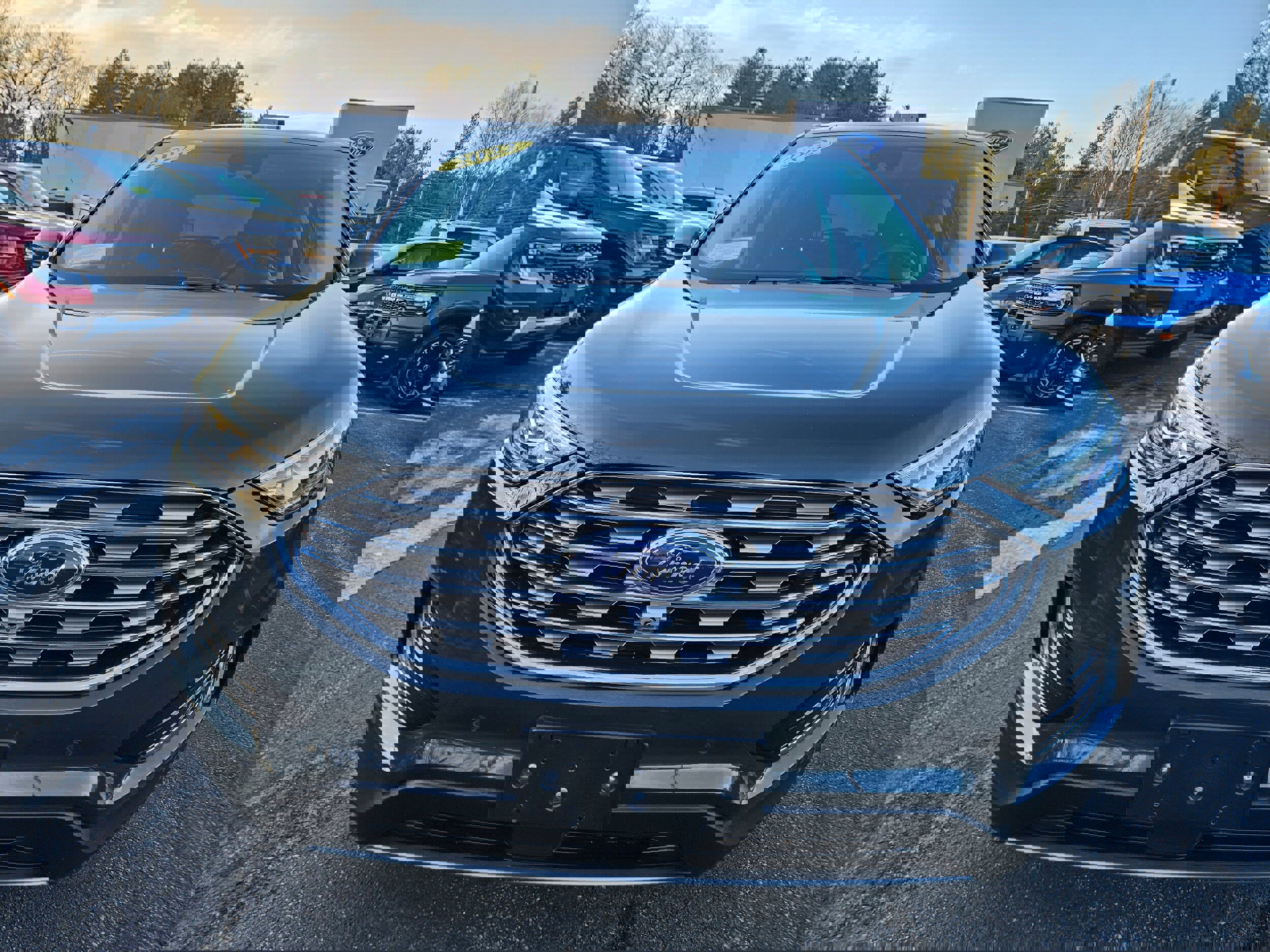 Certified 2022 Ford Edge Titanium w/ Equipment Group 301A image 8