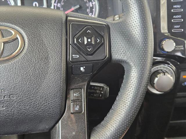 Used 2021 Toyota 4Runner TRD Off-Road Premium w/ Moonroof Package AWD/4WD image 17