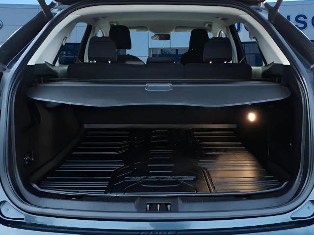 Certified 2023 Ford Edge SEL w/ Convenience Package image 16