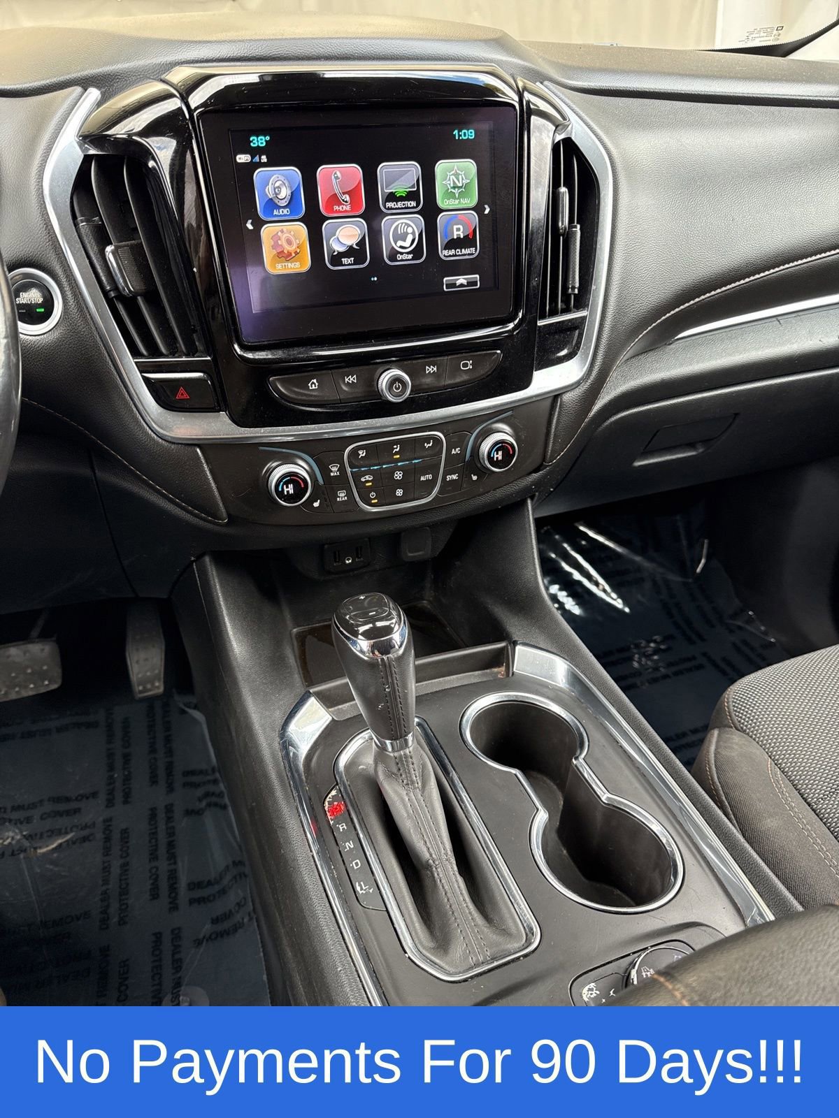 Used 2018 Chevrolet Traverse LT image 15