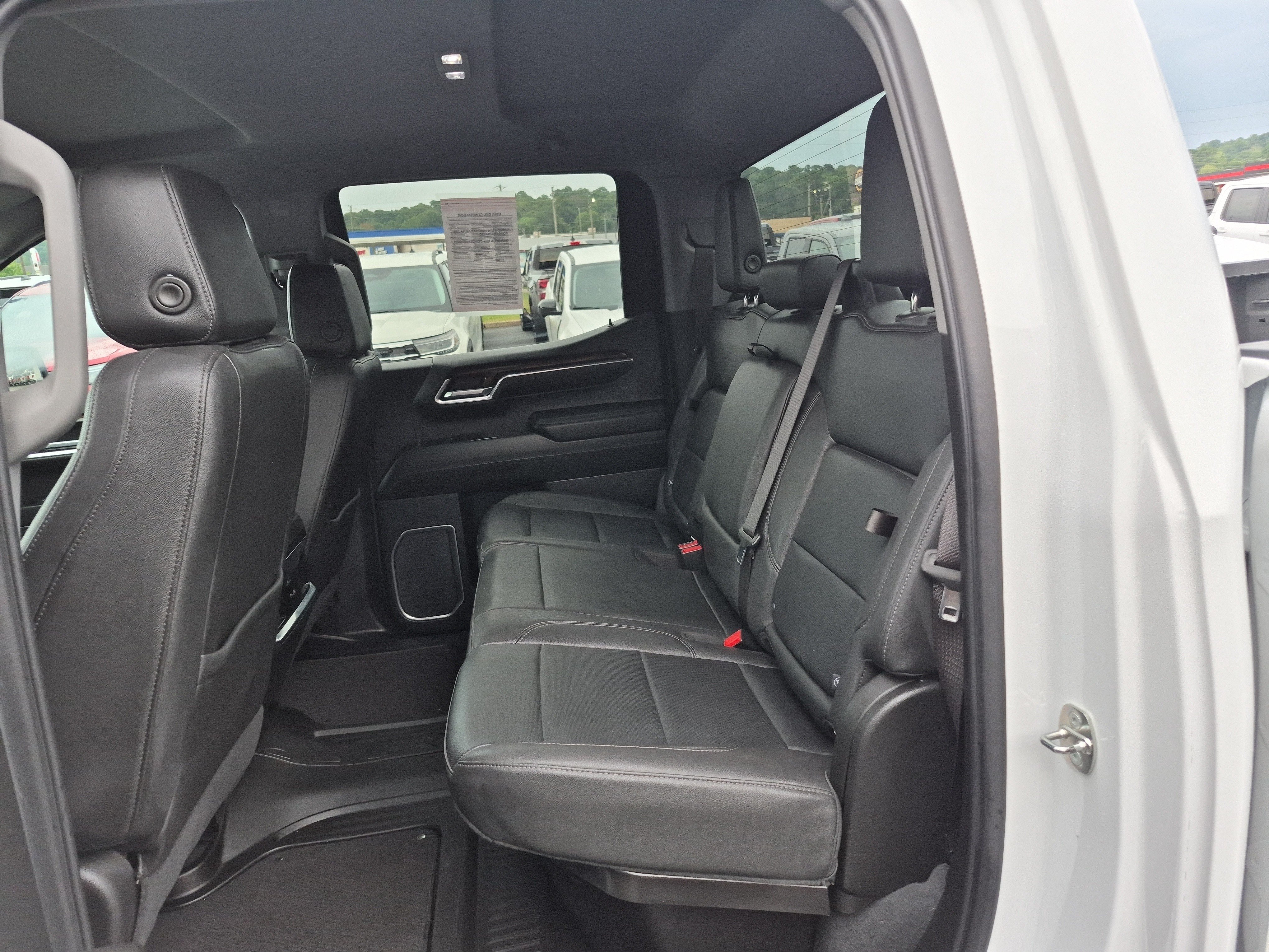 Used 2023 GMC Sierra 1500 SLT w/ SLT Convenience Package AWD/4WD image 18