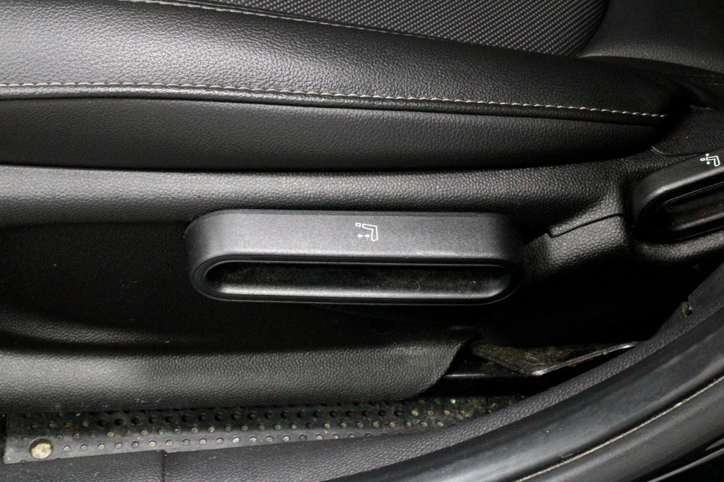 Used 2020 MINI Cooper S image 26