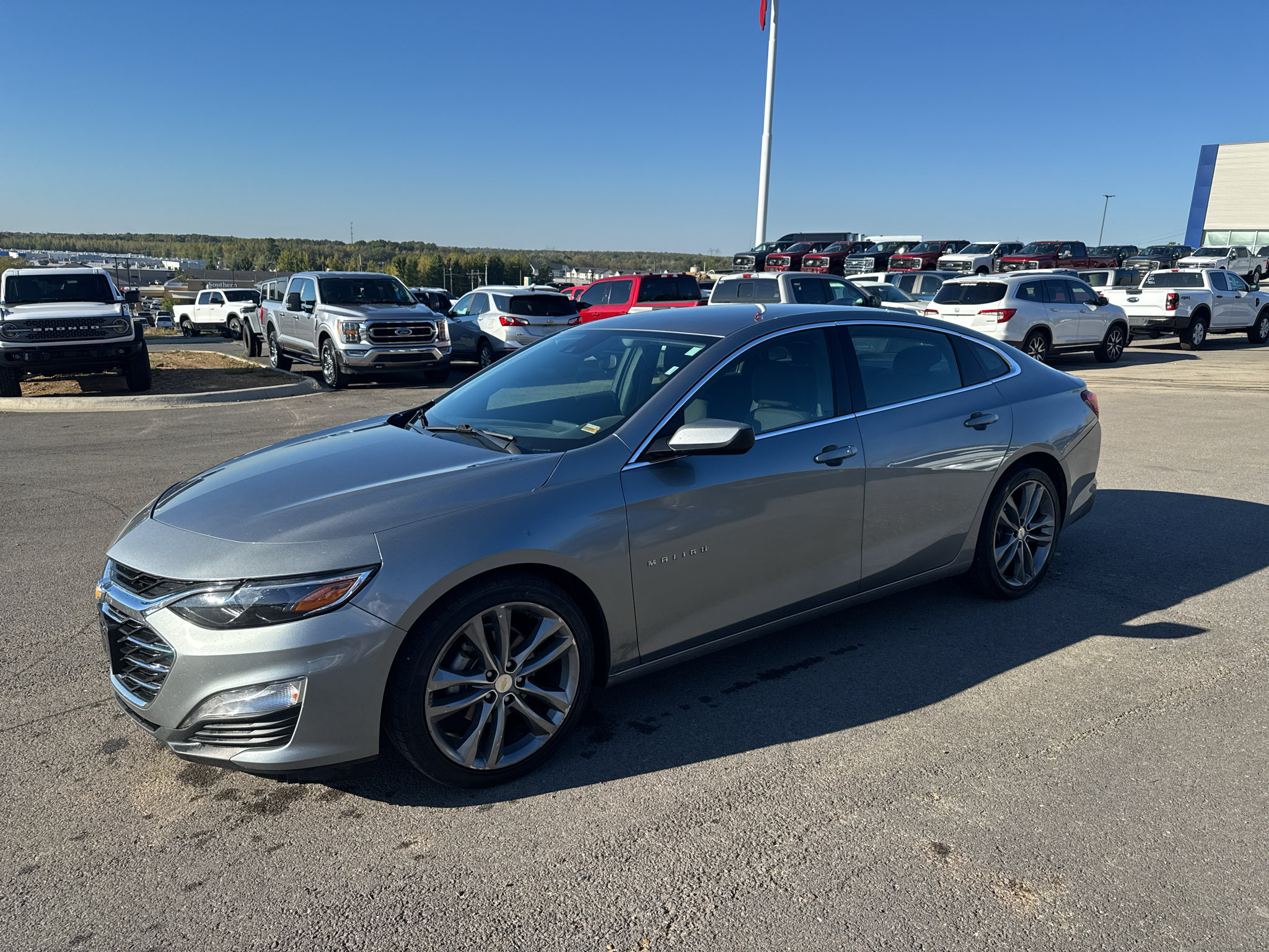 Used 2023 Chevrolet Malibu LT FWD image 10