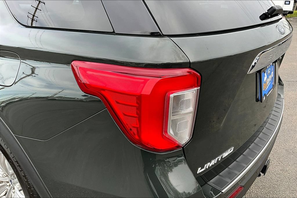 Certified 2023 Ford Explorer Limited w/ Hybrid Equipment Group 310A AWD/4WD image 26