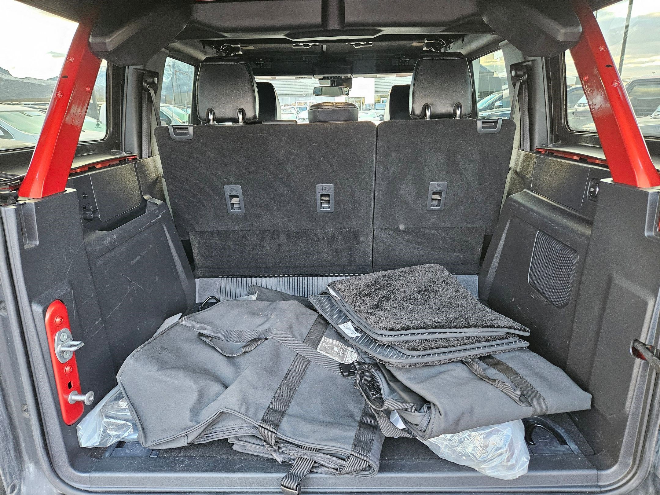 Certified 2024 Ford Bronco Wildtrak AWD/4WD image 34