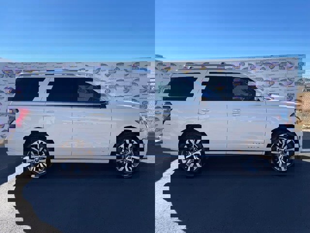 Certified 2021 Ford Expedition Platinum image 2