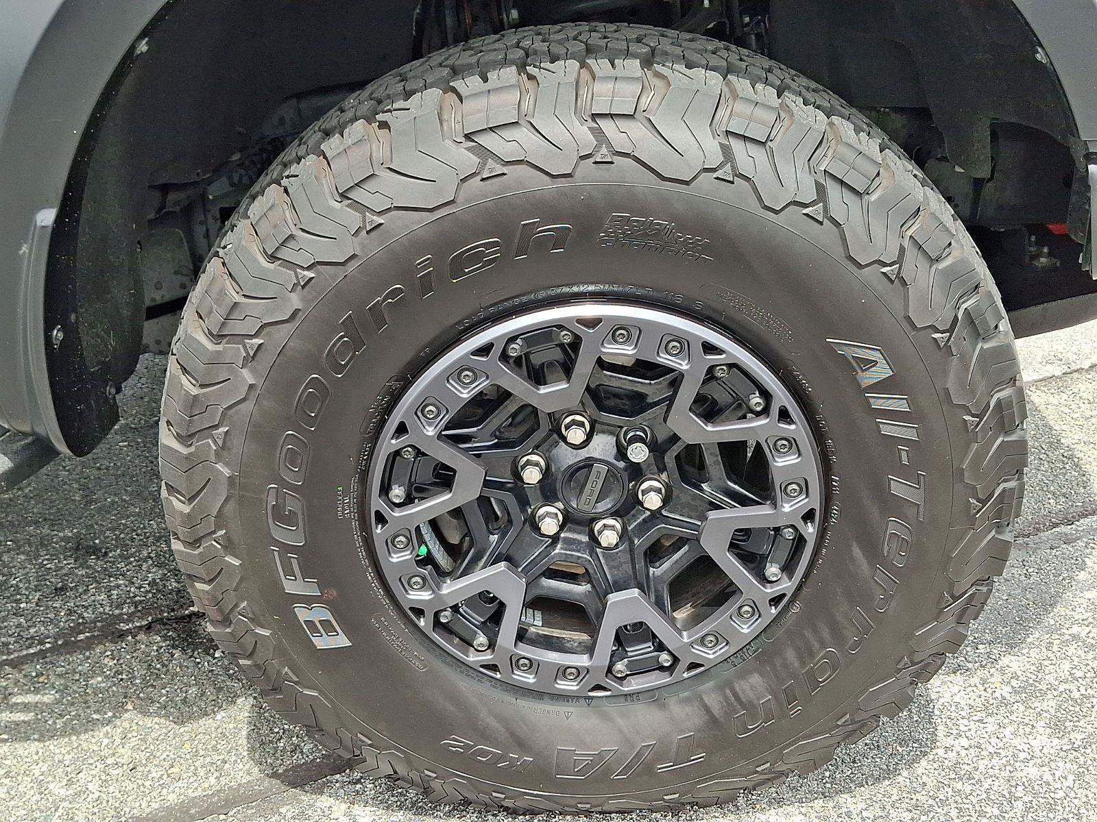 Certified 2025 Ford F150 Raptor w/ Equipment Group 803A Raptor R AWD/4WD image 8