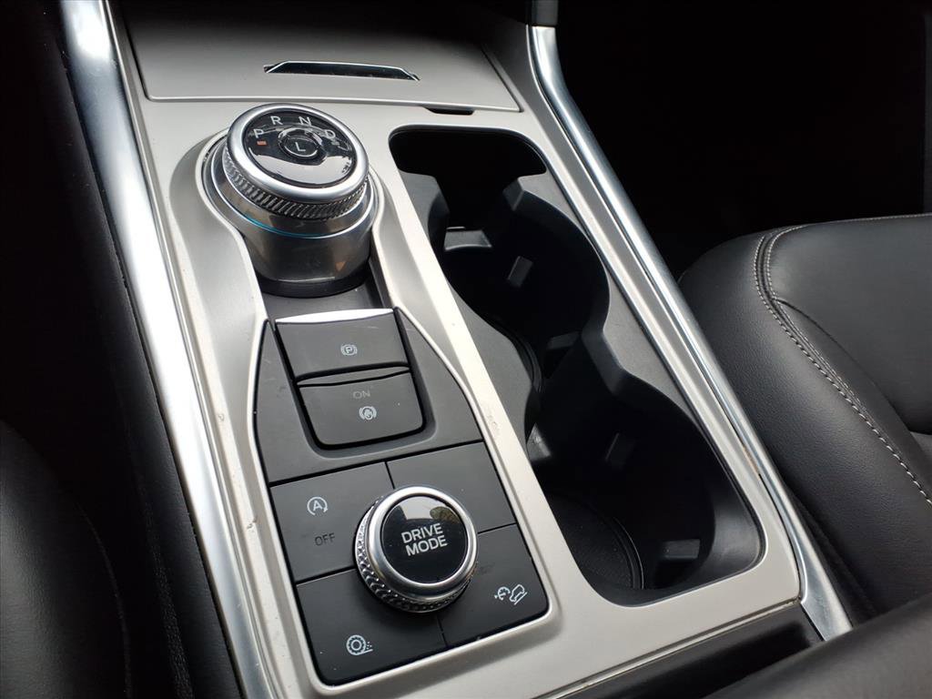 Certified 2024 Ford Explorer XLT w/ Equipment Group 202A image 23