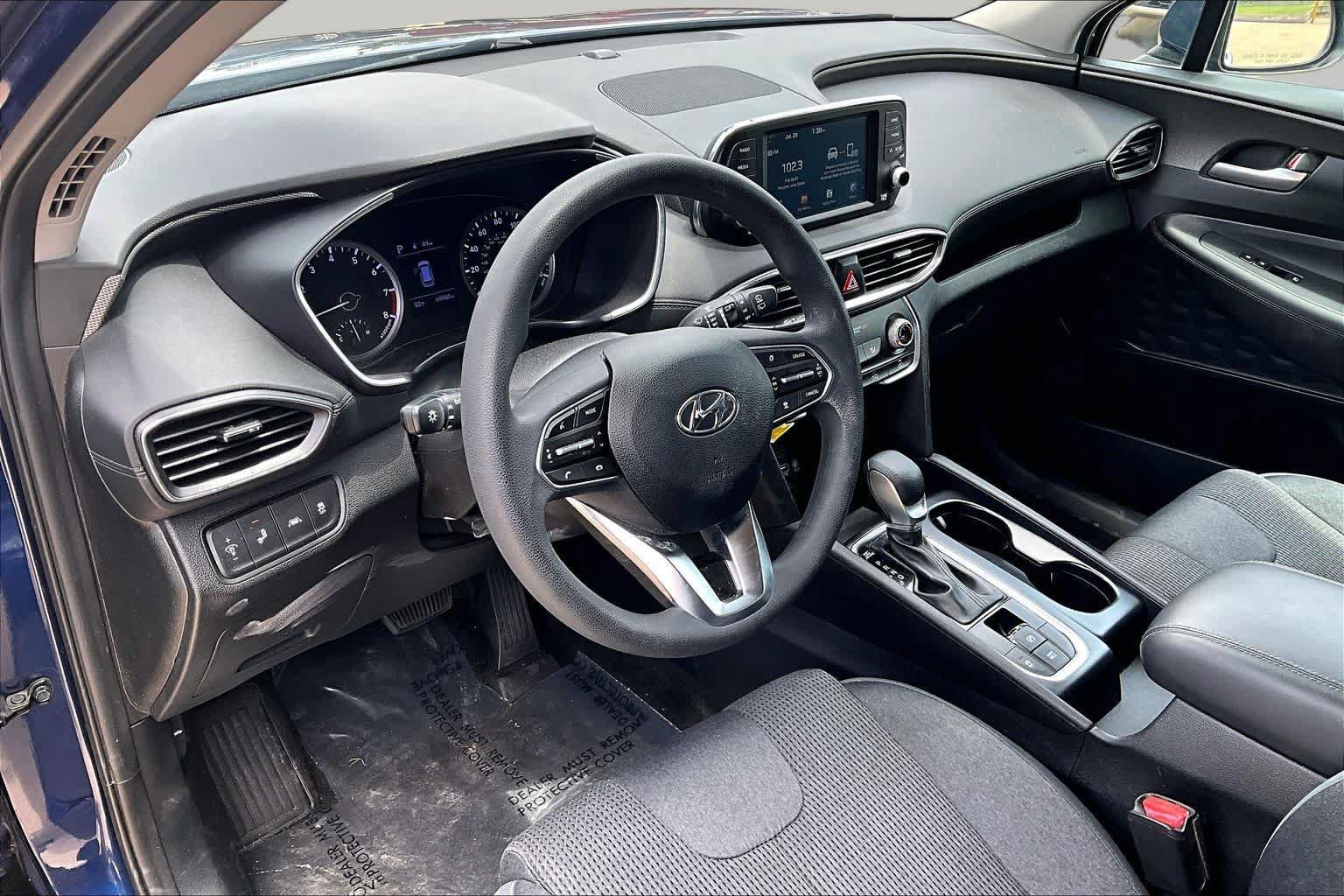 Used 2019 Hyundai Santa Fe SE FWD image 18