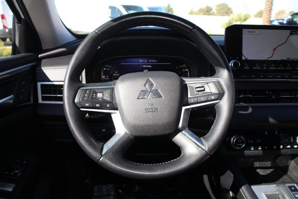 Used 2022 Mitsubishi Outlander SEL AWD/4WD image 16