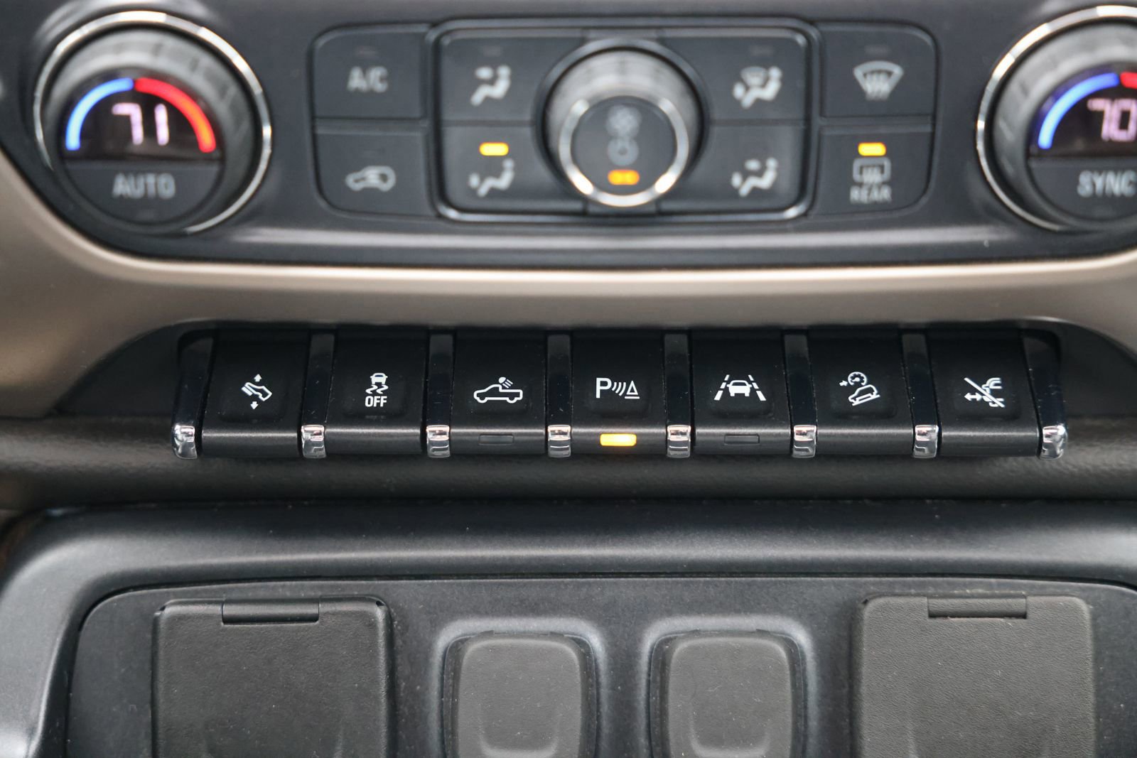 Used 2018 GMC Sierra 1500 Denali w/ Denali Ultimate Package image 29