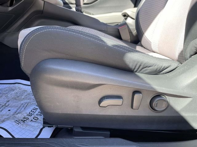 Used 2023 Subaru Outback Premium AWD/4WD image 22