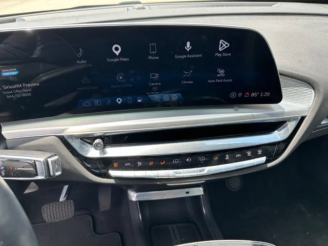 Used 2024 Cadillac Lyriq Luxury AWD/4WD image 28