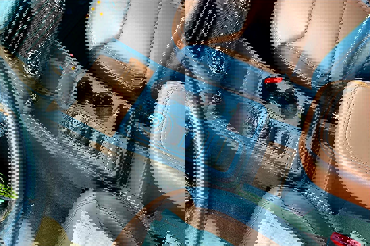 Certified 2022 Ford Maverick Lariat w/ Equipment Group 500A Standard image 14