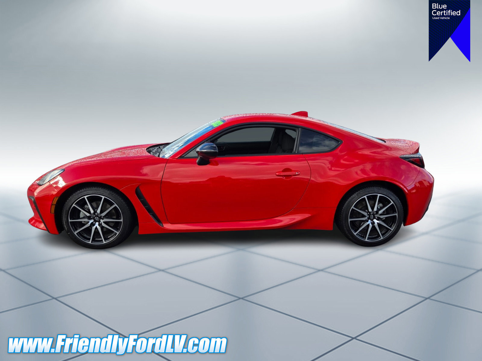 Used 2023 Toyota GR86 image 2