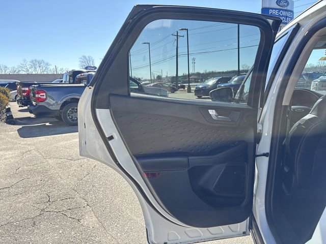 Certified 2020 Ford Escape Titanium image 23