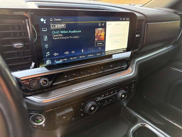 Used 2022 Chevrolet Silverado 1500 High Country w/ High Country Premium Package AWD/4WD image 10