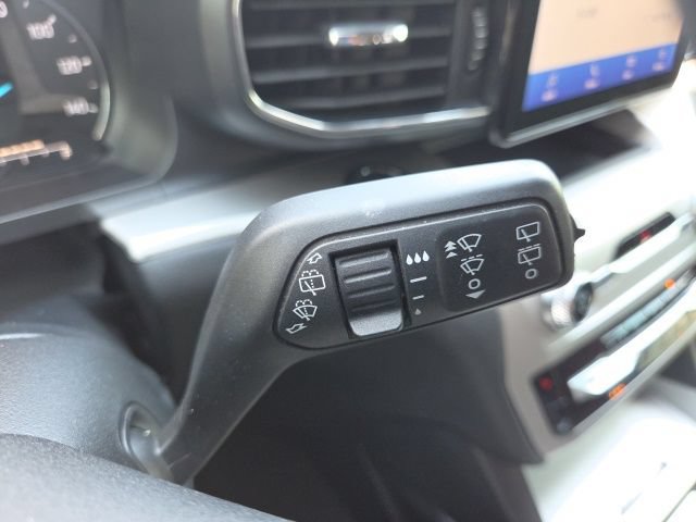 Certified 2022 Ford Explorer XLT w/ Equipment Group 202A AWD/4WD image 41