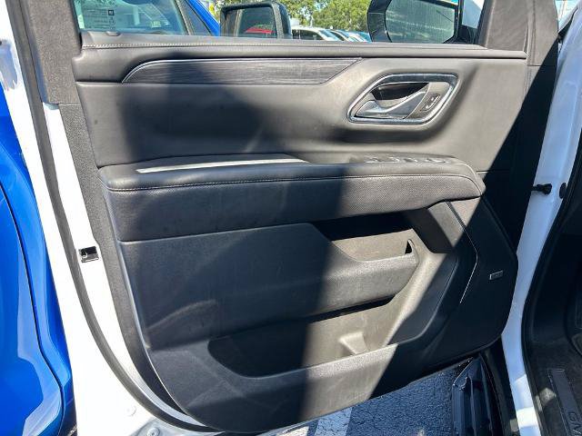 Used 2024 GMC Yukon SLT RWD image 18