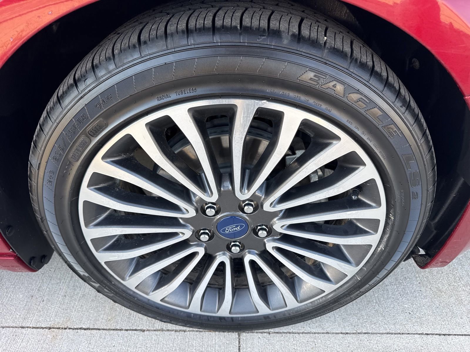 Certified 2018 Ford Fusion SE w/ Fusion SE Technology Package image 21