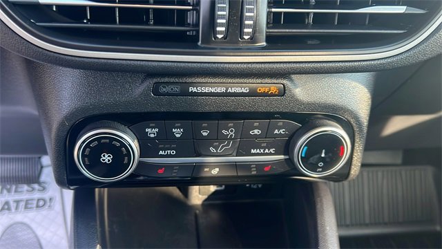Certified 2022 Ford Escape SE w/ Cold Weather Package image 27