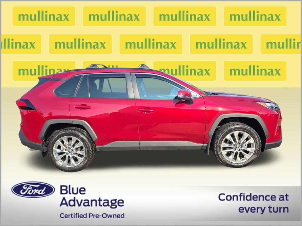 Used 2025 Toyota RAV4 XLE Premium w/ Weather Package AWD/4WD image 2