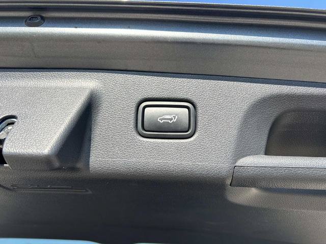 Used 2025 Hyundai Palisade SEL FWD image 21