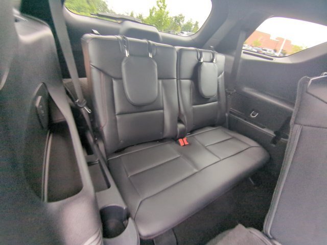 Certified 2025 Ford Explorer ST-Line w/ Premium Package AWD/4WD image 24